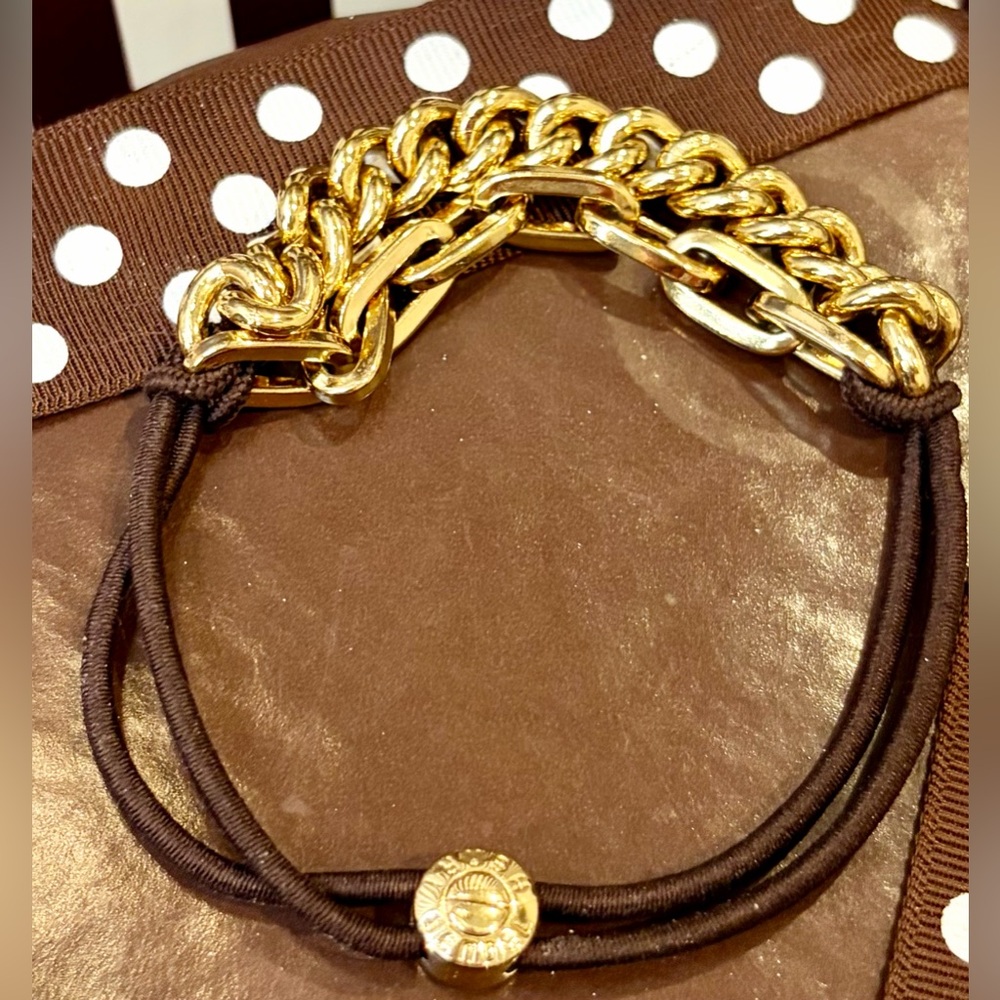 NWOT HENRI BENDEL Stretch Bracelet and/or Ponytail Gold-Toned Spellout Accessory - Picture 4 of 11